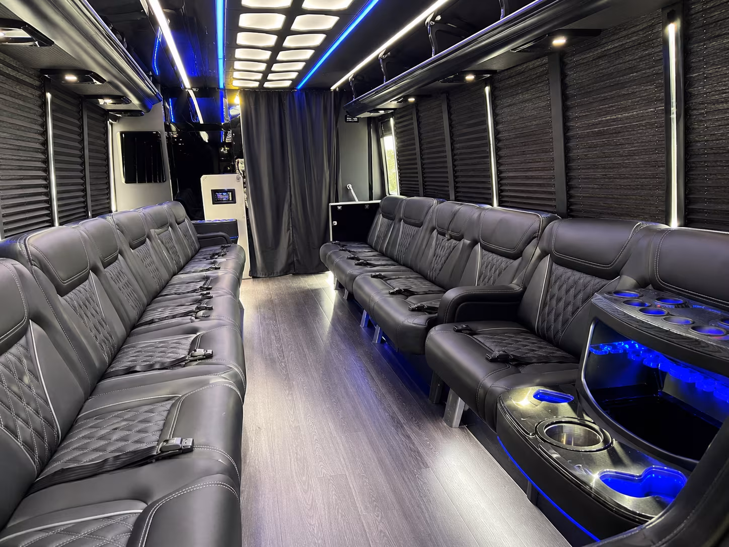 Rent a Bus to Mobile Regional Airport
