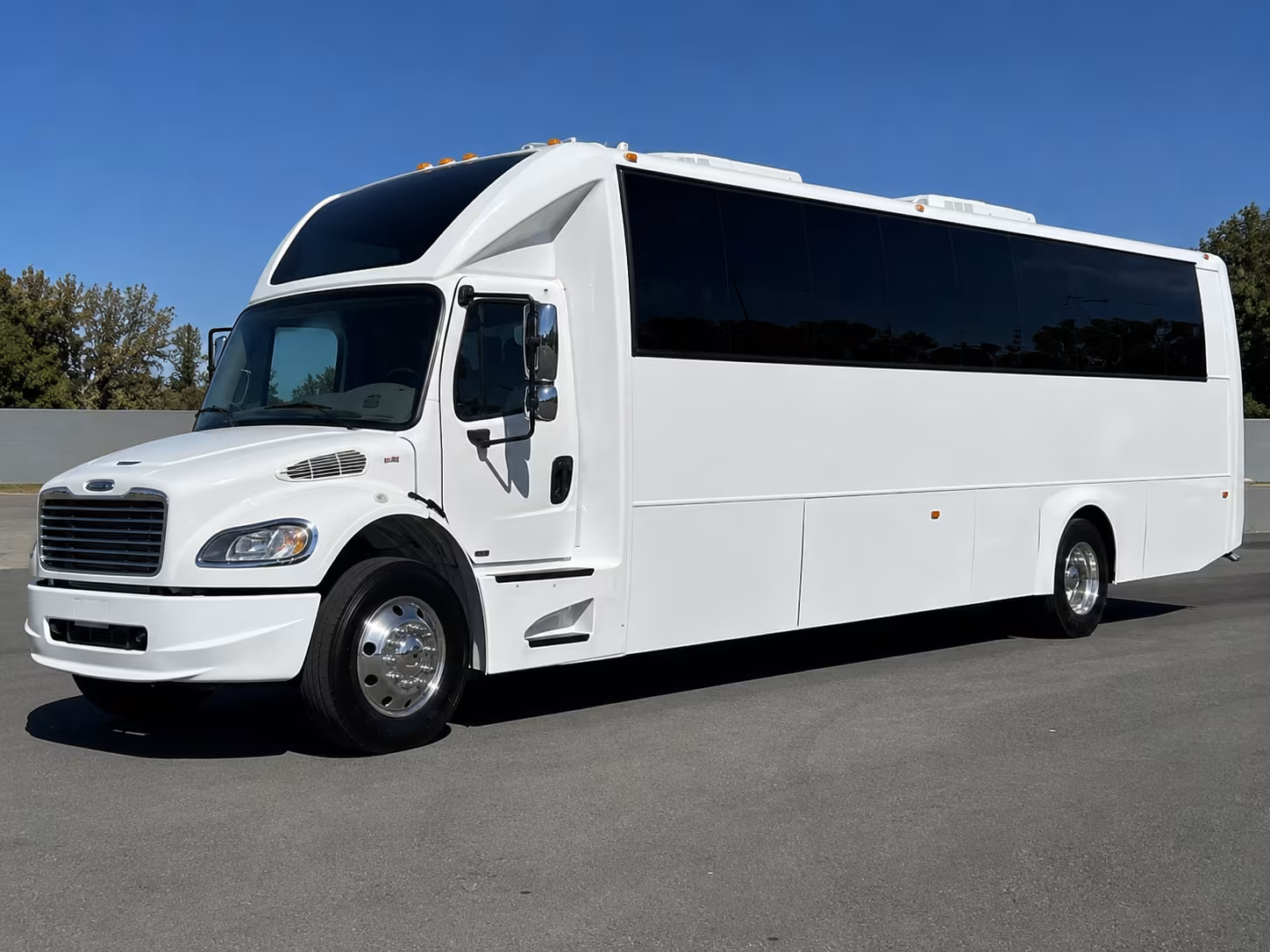 50 Passenger Party Bus Exterior