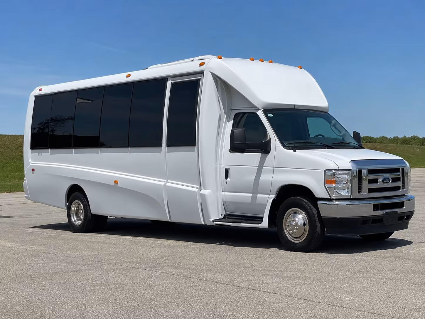 Dothan Birthday, Sweet 16, & Quinceañera Party Bus Rentals