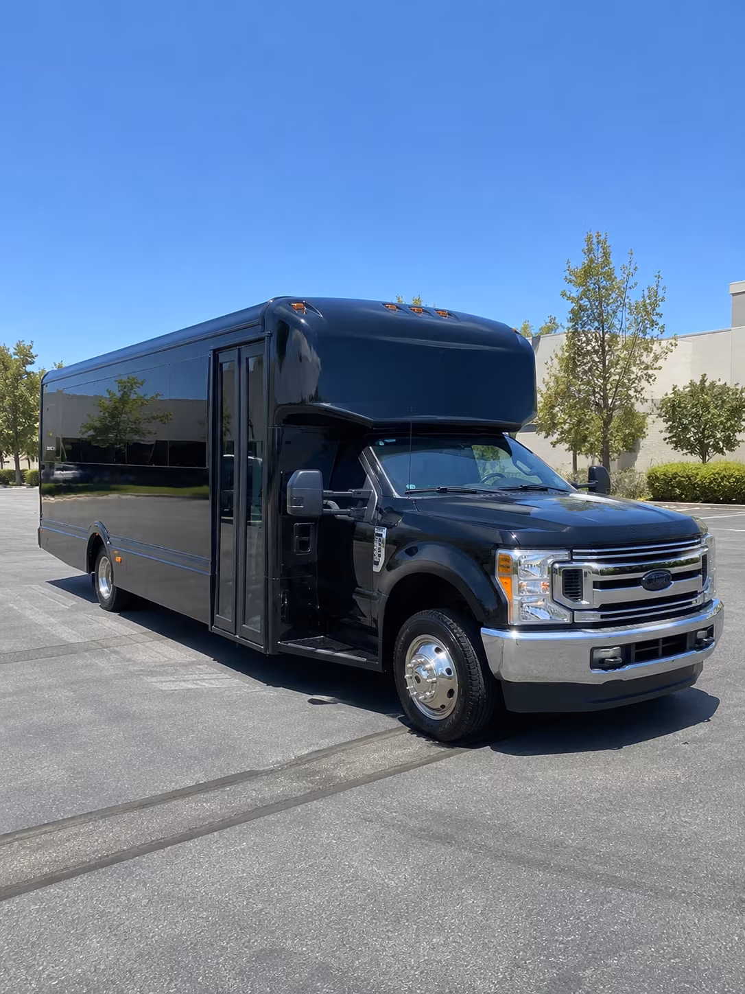 Metairie Birthday, Sweet 16, & Quinceañera Party Bus Rentals